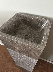 Umywalka stojąca z kamienia naturalnego KEDERI GREY